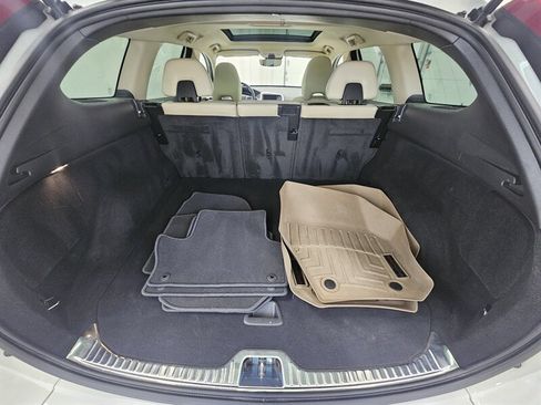 Used 2017 Volvo XC60 T5 Inscription image 13