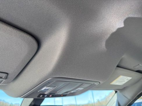 Used 2021 Chevrolet Silverado 1500 RST image 24