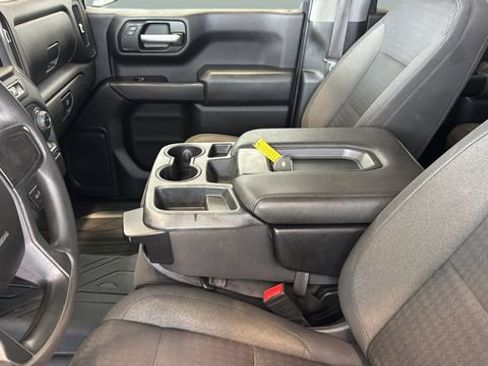 Used 2022 Chevrolet Silverado 1500 Custom AWD/4WD image 18