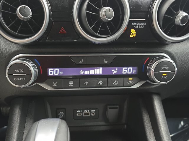 Used 2025 Nissan Sentra SR FWD image 24