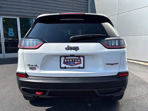 Used 2021 Jeep Cherokee Trailhawk w/ Sun, Sound & Nav Group AWD/4WD image 7