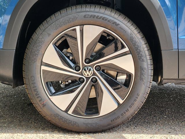 New 2026 Volkswagen Taos SE AWD/4WD image 9