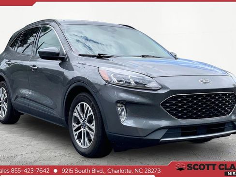Used 2022 Ford Escape SEL FWD image 1