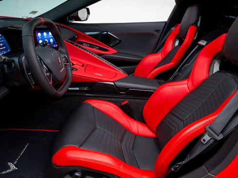 Used 2023 Chevrolet Corvette Stingray Preferred Cpe w/ Z51 Performance Package RWD image 26