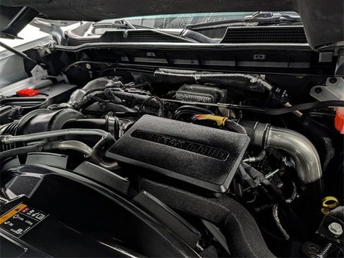 Used 2023 Chevrolet Silverado 2500 High Country w/ Z71 Off-Road Package image 32