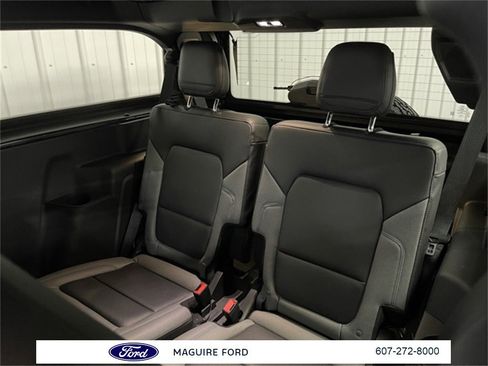 Used 2022 Ford Bronco Black Diamond image 19