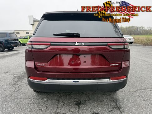 Used 2025 Jeep Grand Cherokee Laredo X w/ Luxury Tech Group I image 6