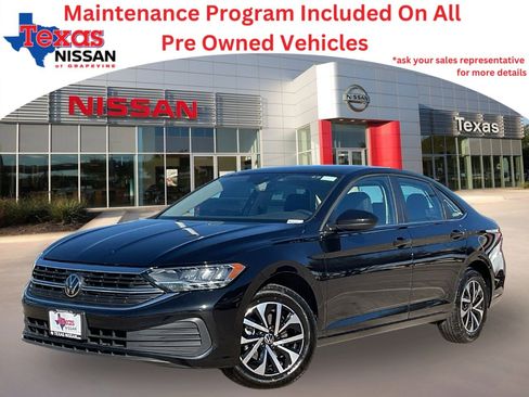 Used 2024 Volkswagen Jetta S image 1