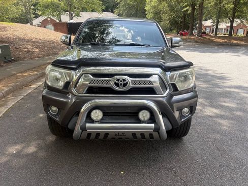 Used 2013 Toyota Tacoma PreRunner w/ Limited Pkg RWD image 11