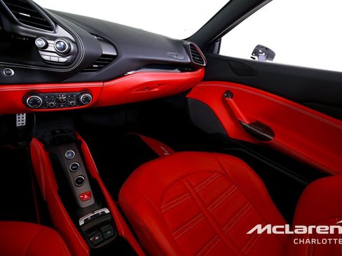 Used 2018 Ferrari 488 Spider RWD image 16