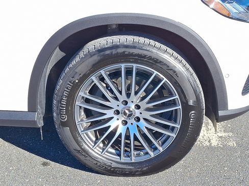 Certified 2026 Mercedes-Benz GLC 300 4MATIC image 8