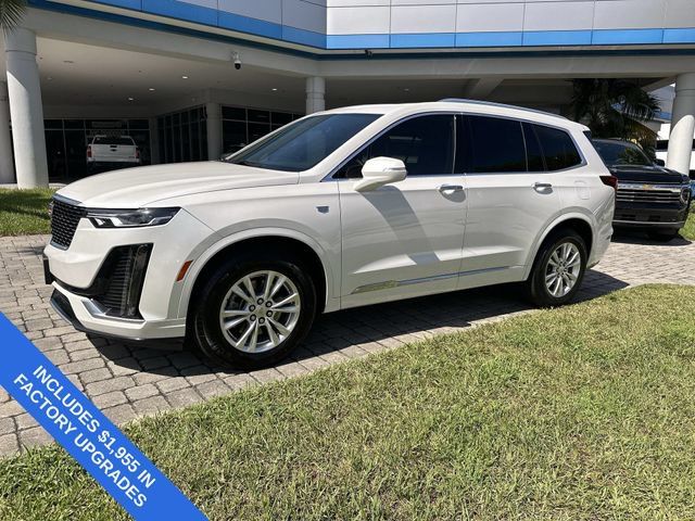 Used 2024 Cadillac XT6 Luxury w/ LPO, Floor Liner Package FWD image 20