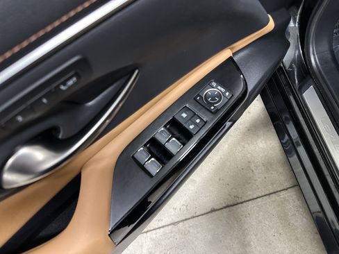 Certified 2023 Lexus ES 350 w/ Premium Package image 15