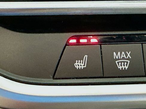 Used 2020 BMW X5 sDrive40i w/ Premium Package image 21