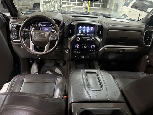 Used 2021 GMC Sierra 3500 Denali w/ Denali Ultimate Package AWD/4WD image 32