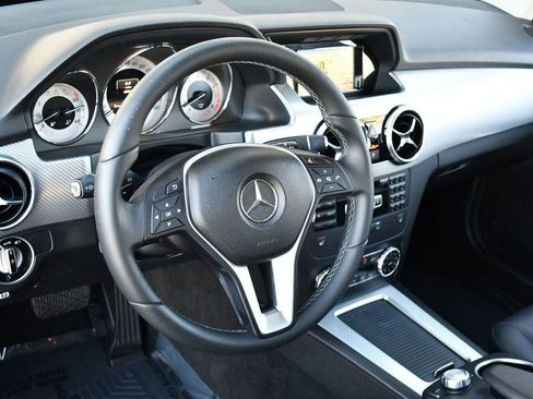 Used 2014 Mercedes-Benz GLK 350 4MATIC image 45