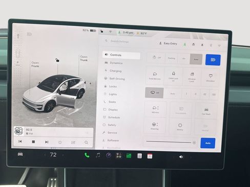Used 2026 Tesla Model Y Performance AWD/4WD image 17