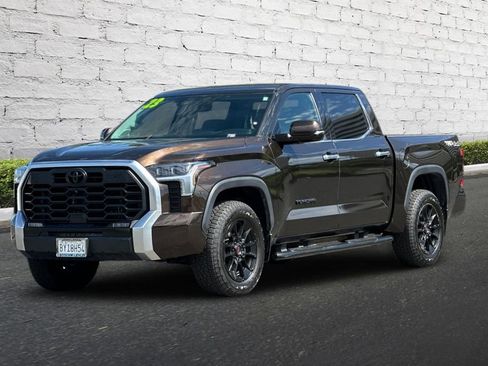 Used 2023 Toyota Tundra Limited w/ TRD Off-Road Package AWD/4WD image 8