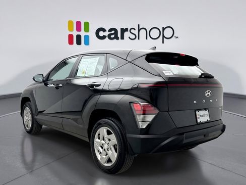 Used 2024 Hyundai Kona SE image 3