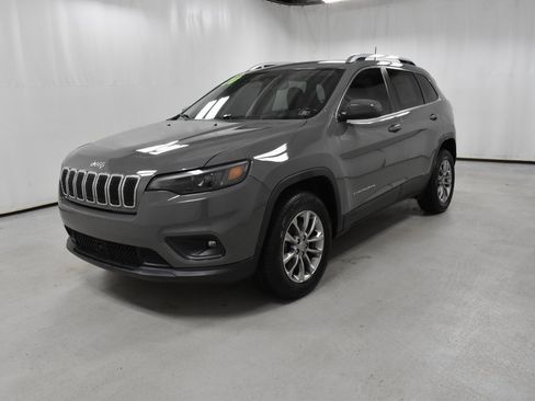 Used 2020 Jeep Cherokee Latitude Lux w/ Comfort/Convenience Group image 2