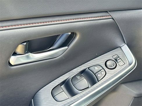 New 2025 Nissan Sentra SR w/ SR Premium Package image 20