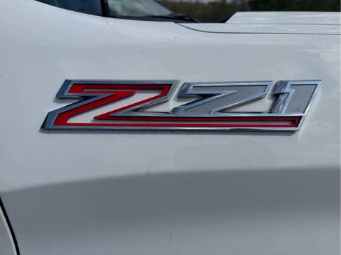 Used 2020 Chevrolet Silverado 1500 LTZ w/ LTZ Convenience Package AWD/4WD image 4