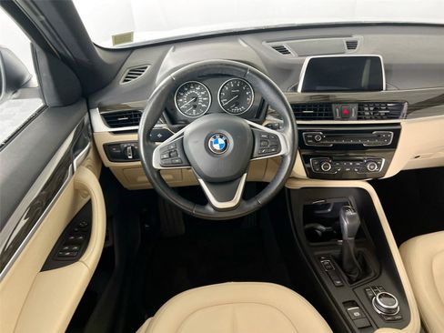 Used 2018 BMW X1 xDrive28i AWD/4WD image 24
