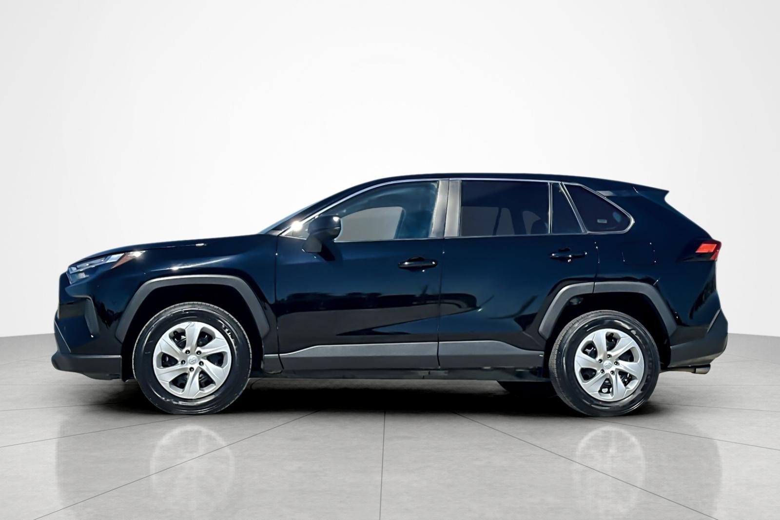 Certified 2025 Toyota RAV4 LE AWD/4WD image 2