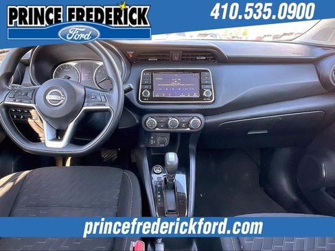 Used 2022 Nissan Kicks S image 14