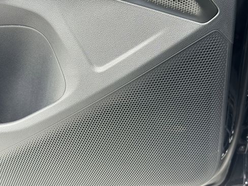 New 2025 Volkswagen Tiguan S image 16