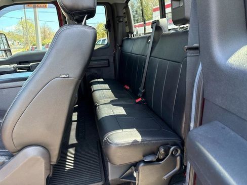 Used 2016 Ford F250 Lariat w/ Chrome Package image 6