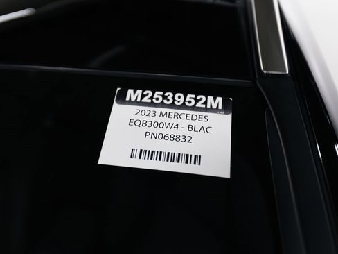 Certified 2023 Mercedes-Benz EQB 300 4MATIC image 32