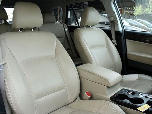 Used 2017 Subaru Outback 3.6R Limited image 22