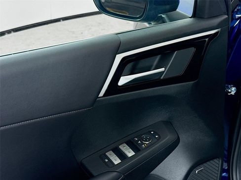 New 2026 Mitsubishi Outlander SE image 16