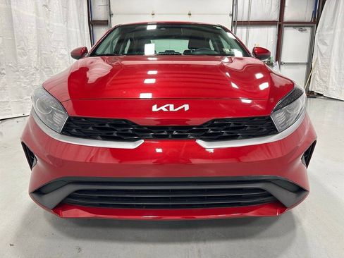 Used 2024 Kia Forte LXS image 2