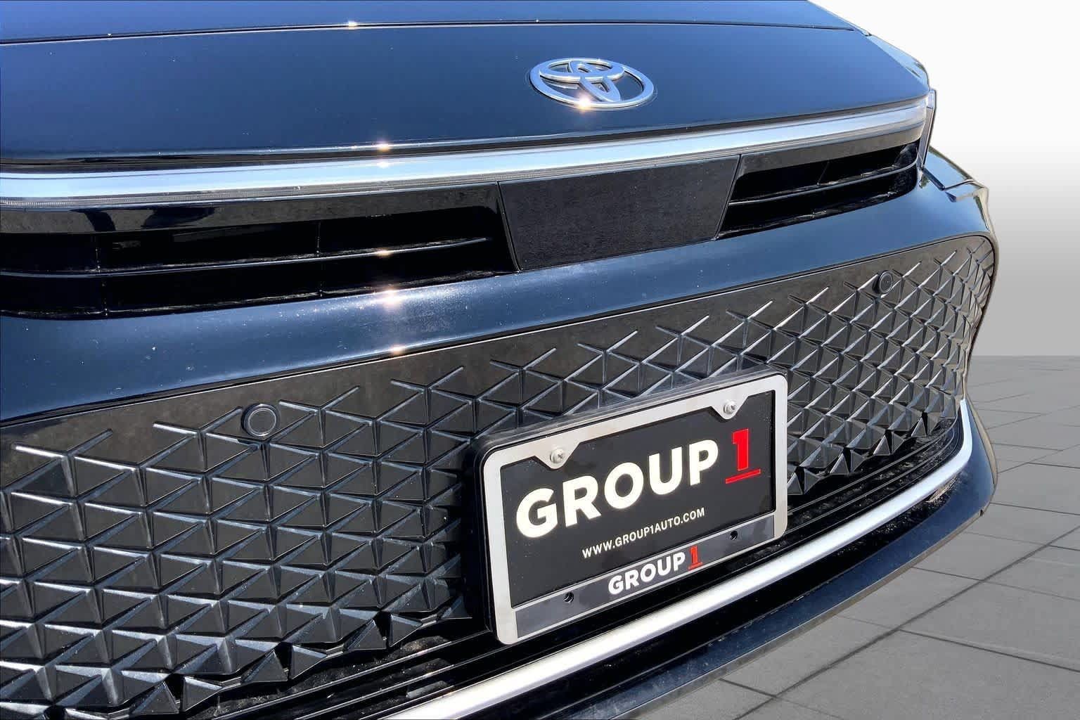 Used 2024 Toyota Crown AWD/4WD image 29