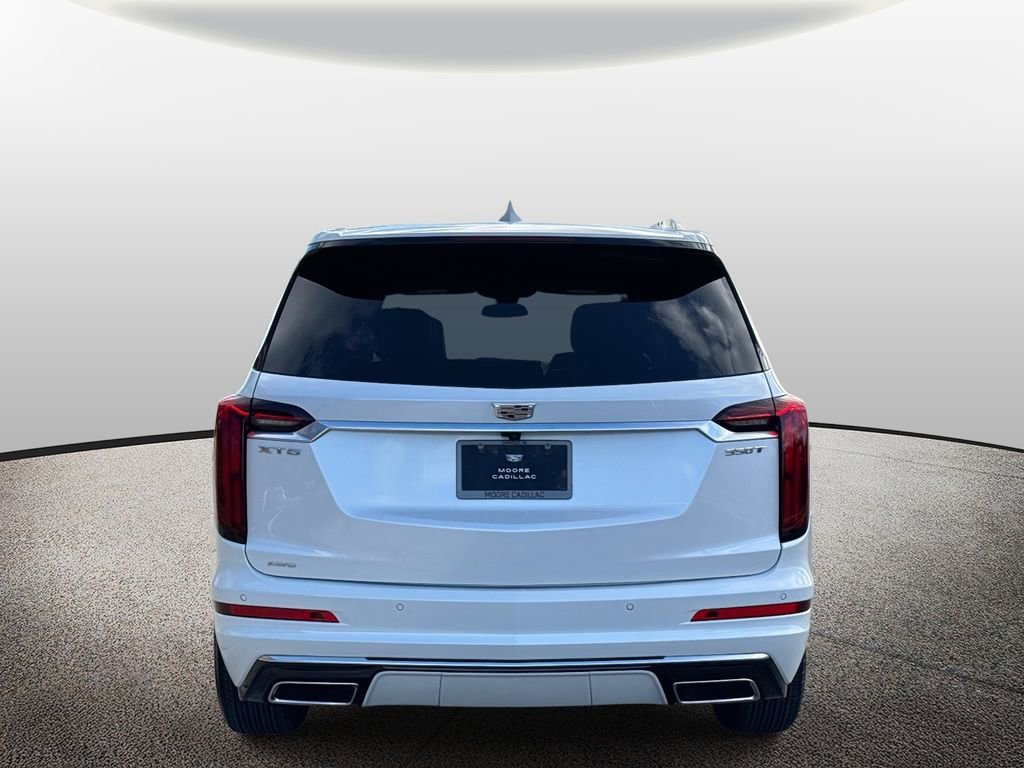 New 2025 Cadillac XT6 Luxury AWD/4WD image 3