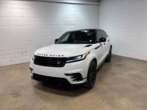 New 2026 Land Rover Range Rover Velar Dynamic SE AWD/4WD image 2