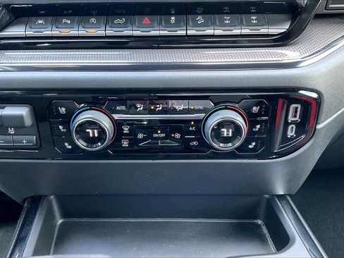 Used 2022 Chevrolet Silverado 1500 ZR2 w/ Technology Package AWD/4WD image 20