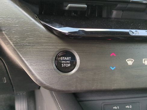 New 2025 Nissan Murano SV image 16