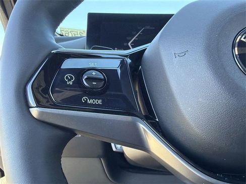 Certified 2025 BMW 530i xDrive w/ Premium Package image 23