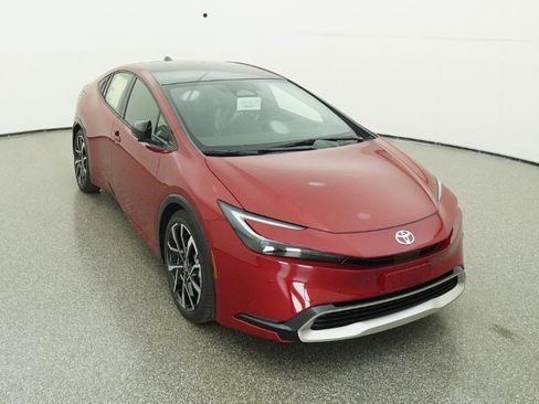 New 2026 Toyota Prius Plug-In Hybrid image 32