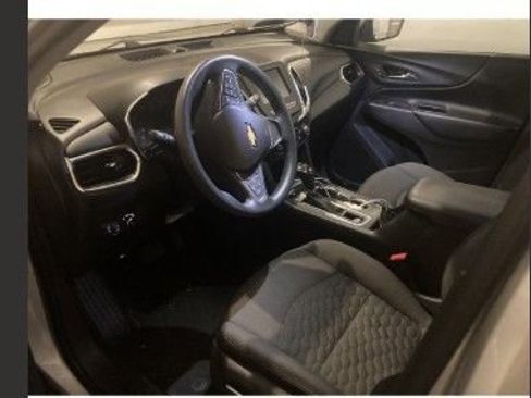 Used 2018 Chevrolet Equinox LT image 5