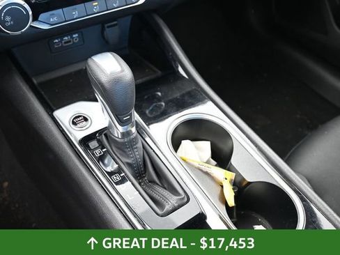 Used 2024 Nissan Altima 2.5 SV image 25