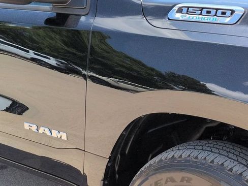 Used 2022 RAM 1500 Big Horn AWD/4WD image 14