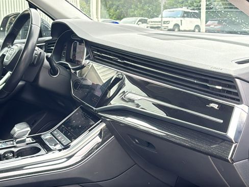Used 2020 Audi Q7 3.0T Premium Plus AWD/4WD image 29