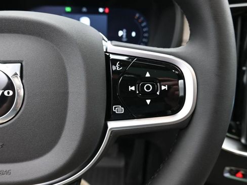 New 2026 Volvo XC90 B6 Ultra w/ Protection Package Premier AWD/4WD image 14