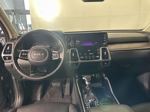 Used 2023 Kia Sorento X-Line EX image 19