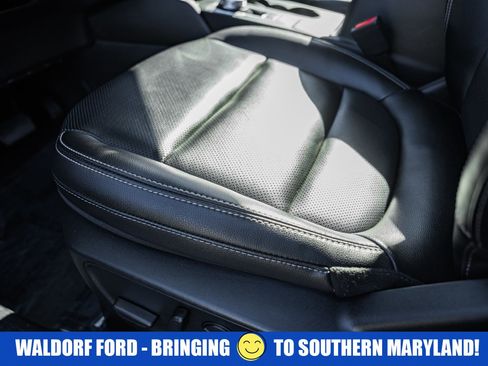 Used 2022 Ford Escape SEL image 35