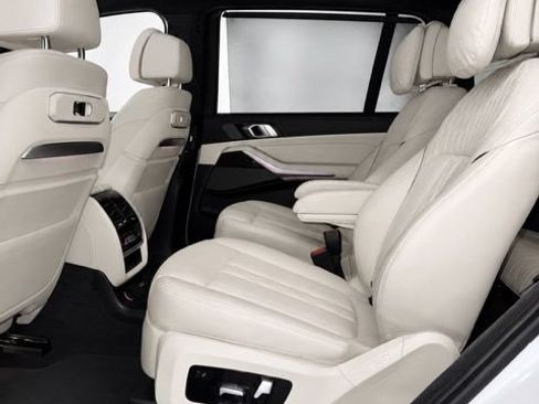 Used 2024 BMW X7 M60i w/ Executive Package AWD/4WD image 20